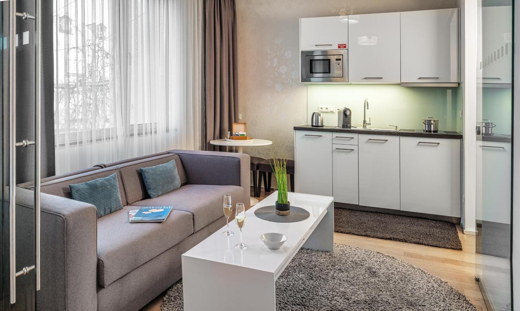 Vn3 Terraces Suites By Adrez Prága Kültér fotó