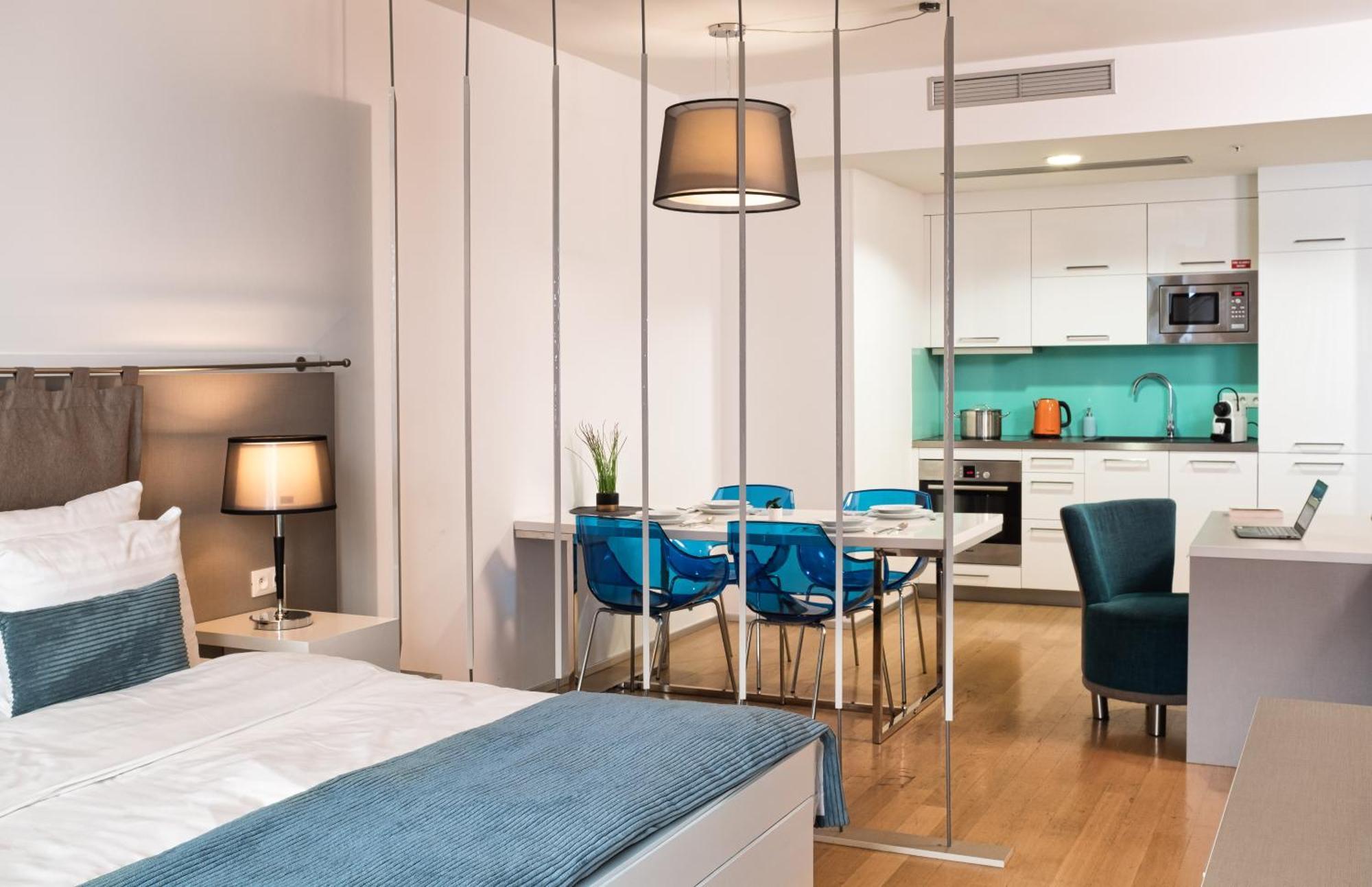 Vn3 Terraces Suites By Adrez Prága Kültér fotó